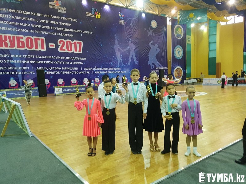 Жалаңаш спорттық биші